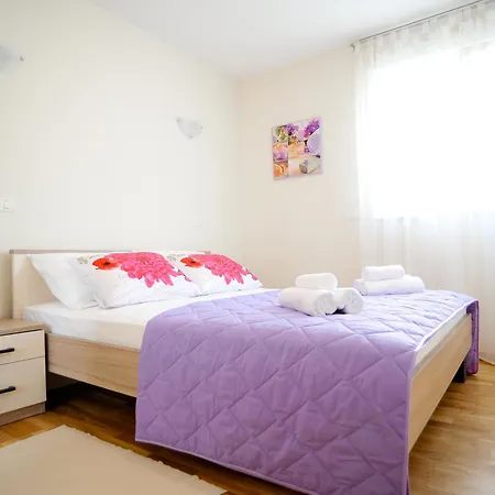 Apartment Krissy *